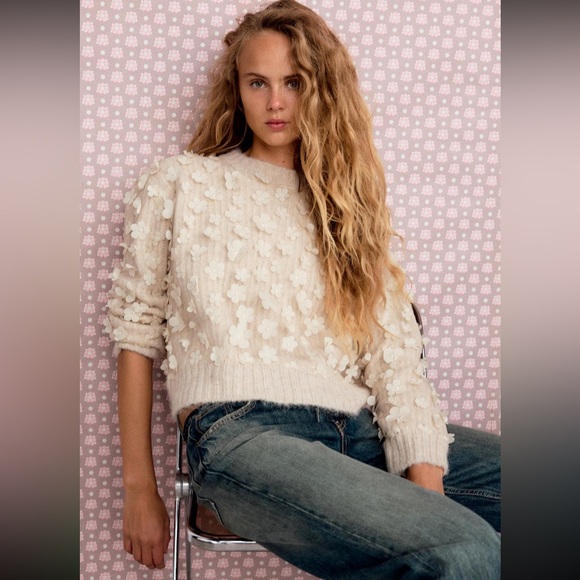 Zara combination knit floral sweater,raised flowers, - Picture 9 of 13